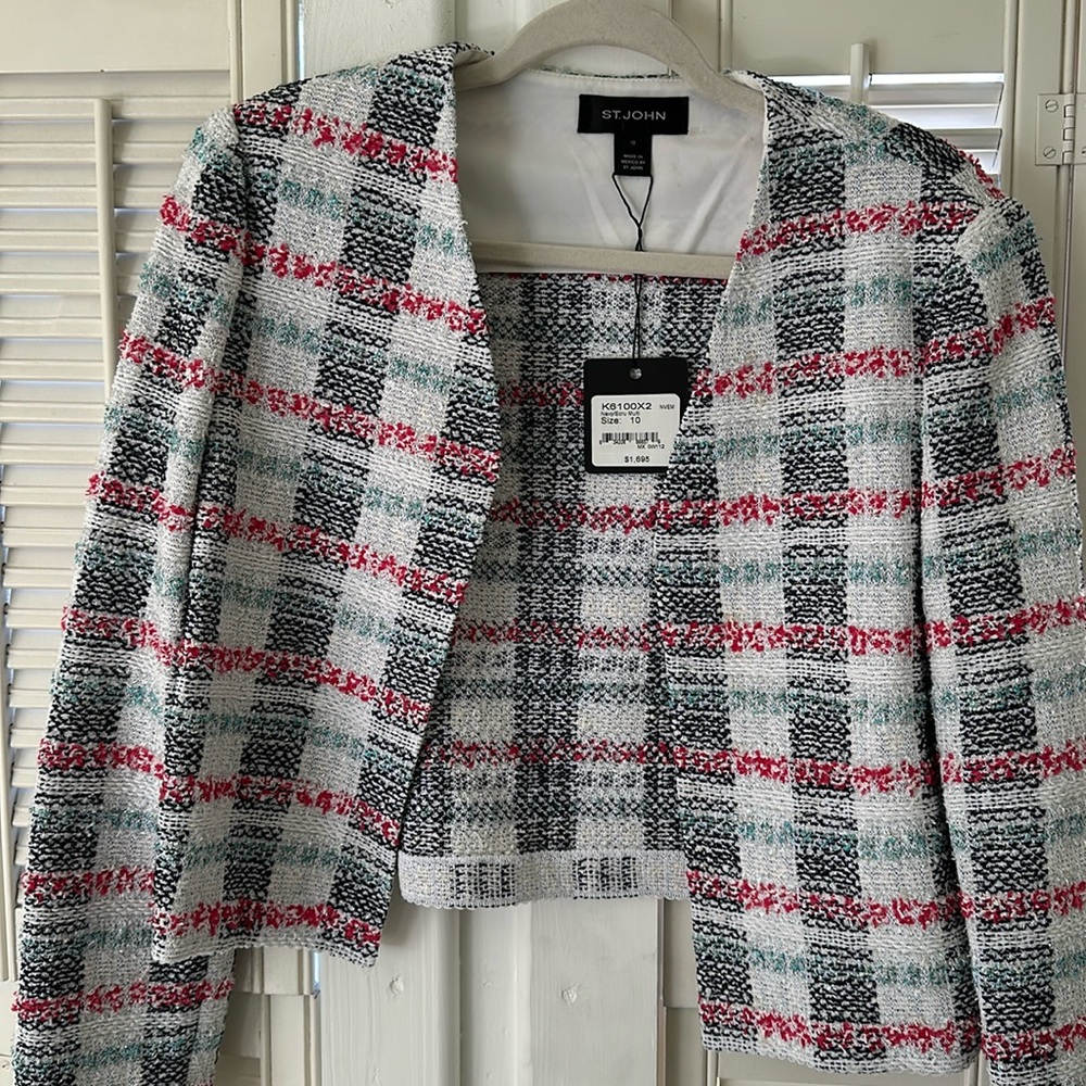 St Johns inauguration party dress. New with tags, never worn.